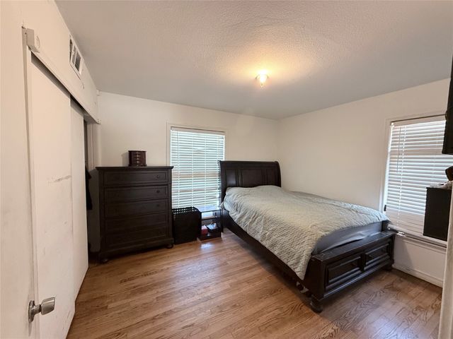 2614 Tolosa Drive, Dallas, TX 75228