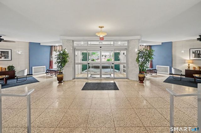 71 Strawberry Hill Avenue 909, Stamford, CT 06902