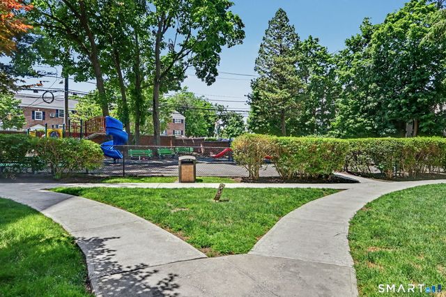 71 Strawberry Hill Avenue 909, Stamford, CT 06902