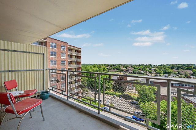71 Strawberry Hill Avenue 909, Stamford, CT 06902