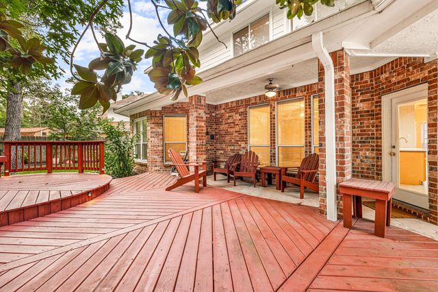 15 Snowbell Place, The Woodlands, TX 77381