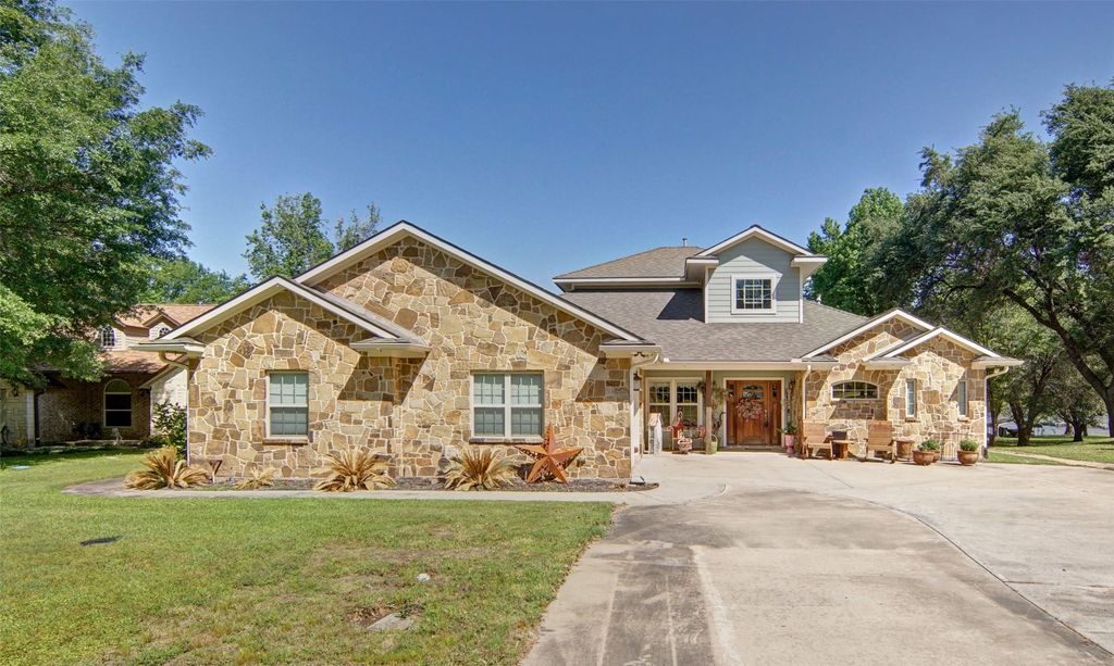 2224 CR 1570, Alba, TX 75410