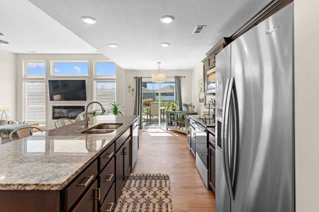 7405 S LAVENDER DR, Columbia, MO 65203