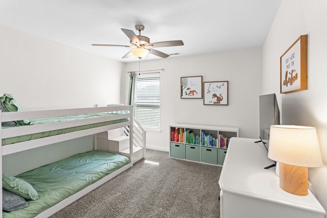 7405 S LAVENDER DR, Columbia, MO 65203