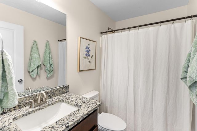 7405 S LAVENDER DR, Columbia, MO 65203