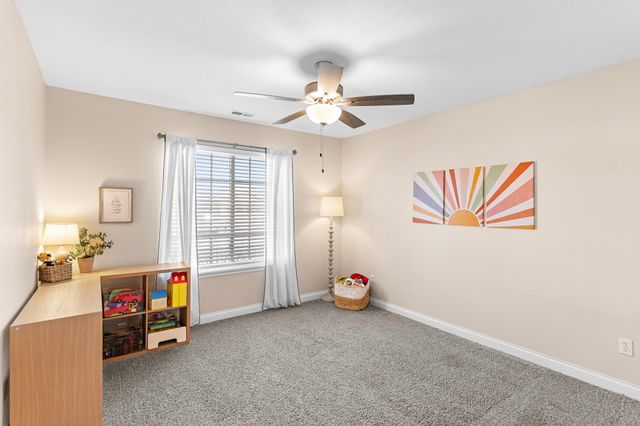 7405 S LAVENDER DR, Columbia, MO 65203