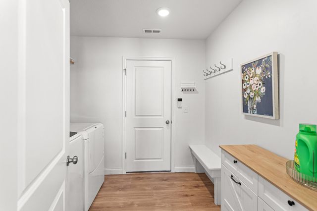 7405 S LAVENDER DR, Columbia, MO 65203