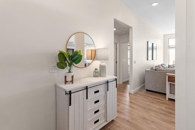 7405 S LAVENDER DR, Columbia, MO 65203