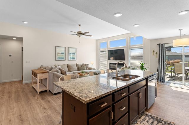 7405 S LAVENDER DR, Columbia, MO 65203