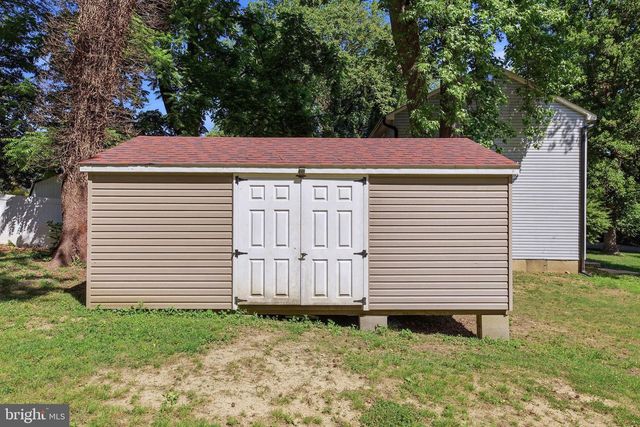 5421 CHESAPEAKE AVE, Saint Leonard, MD 20685