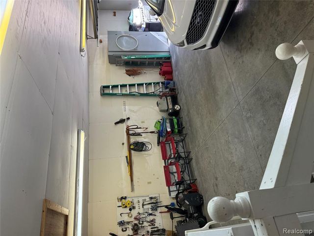 9302 W Arbela Road, Millington, MI 48746