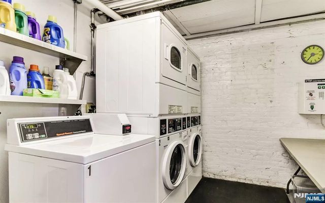 75 Fairview Avenue 36, Jersey City, NJ 07304