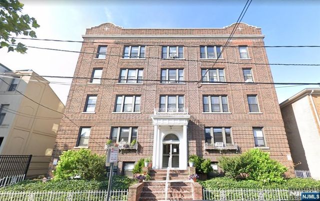 75 Fairview Avenue 36, Jersey City, NJ 07304
