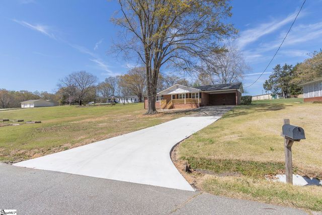 132 Poplar Springs Drive, Easley, SC 29642