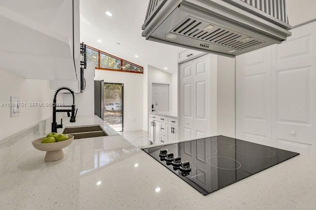 9332 SW 132nd St, Miami, FL 33176