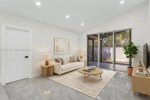 9332 SW 132nd St, Miami, FL 33176