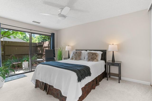 411 Dunbarton Cir, Sacramento, CA 95825