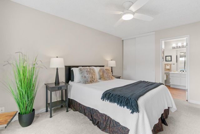 411 Dunbarton Cir, Sacramento, CA 95825