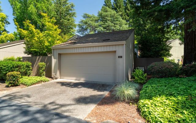 411 Dunbarton Cir, Sacramento, CA 95825