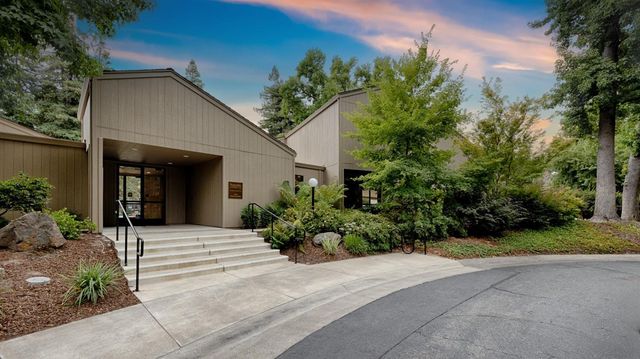 411 Dunbarton Cir, Sacramento, CA 95825