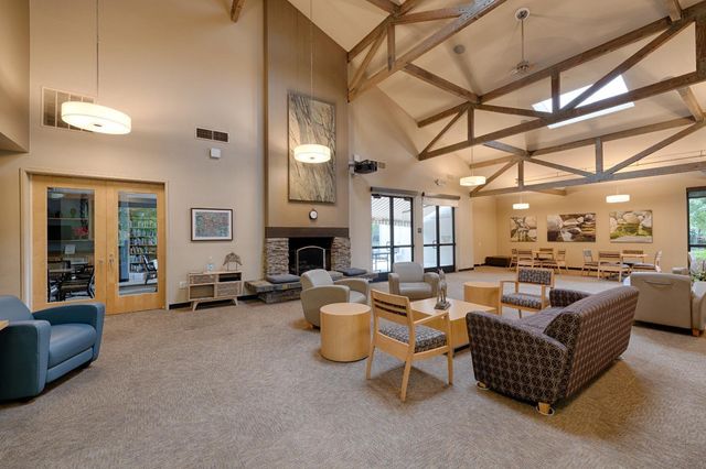 411 Dunbarton Cir, Sacramento, CA 95825