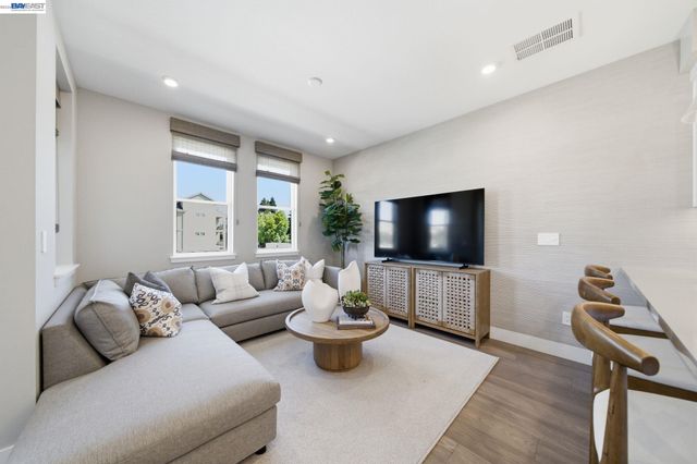 148 Tulare Court, Danville, CA 94526