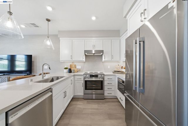148 Tulare Court, Danville, CA 94526