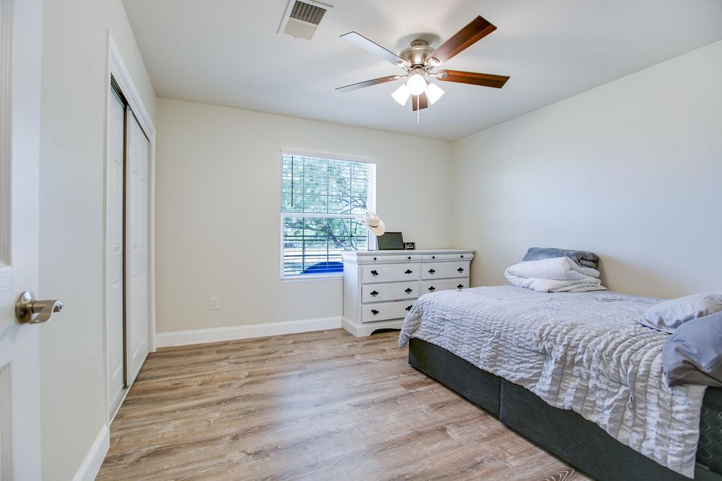 Image 20 of property listing at 12274 Twin Lakes Lane, San Angelo, TX 76904