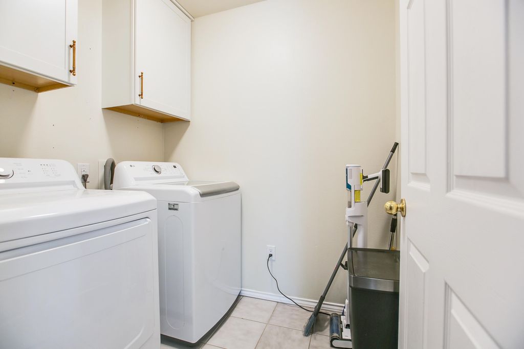 Image 21 of property listing at 12274 Twin Lakes Lane, San Angelo, TX 76904