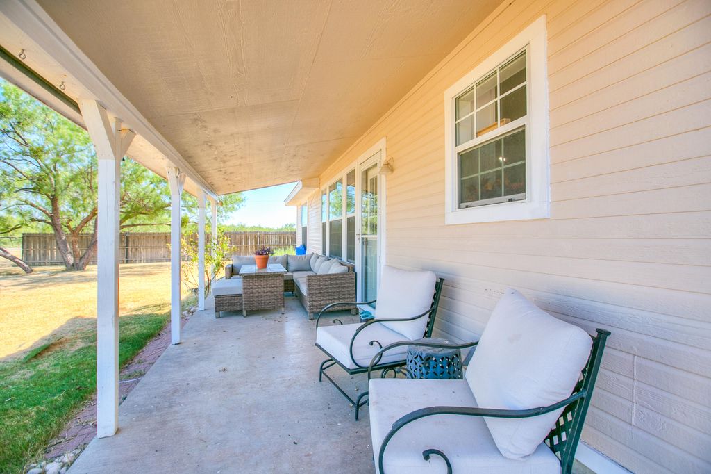 Image 23 of property listing at 12274 Twin Lakes Lane, San Angelo, TX 76904