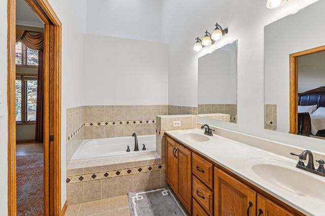 8624 Kendall Lane, Orland Park, IL 60462