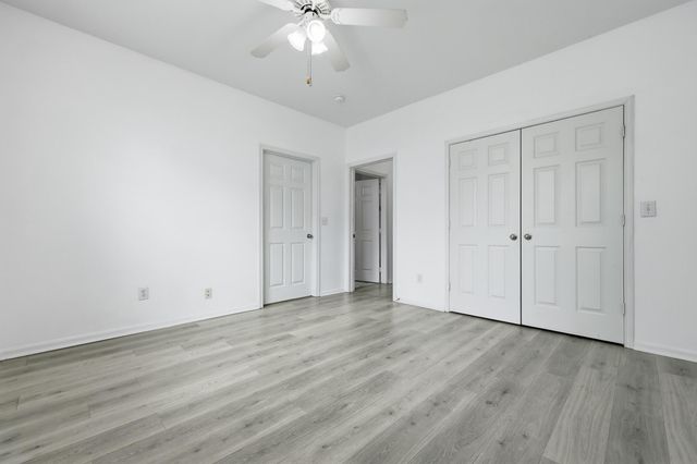 130 River Landing Drive 10302, Charleston, SC 29492