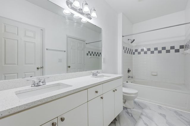 130 River Landing Drive 10302, Charleston, SC 29492