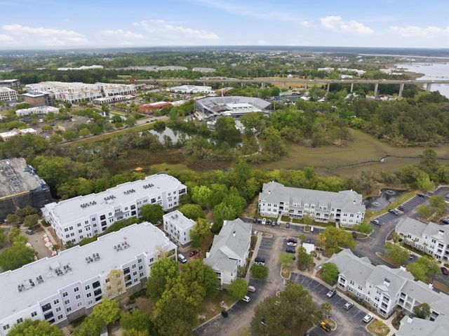 130 River Landing Drive 10302, Charleston, SC 29492