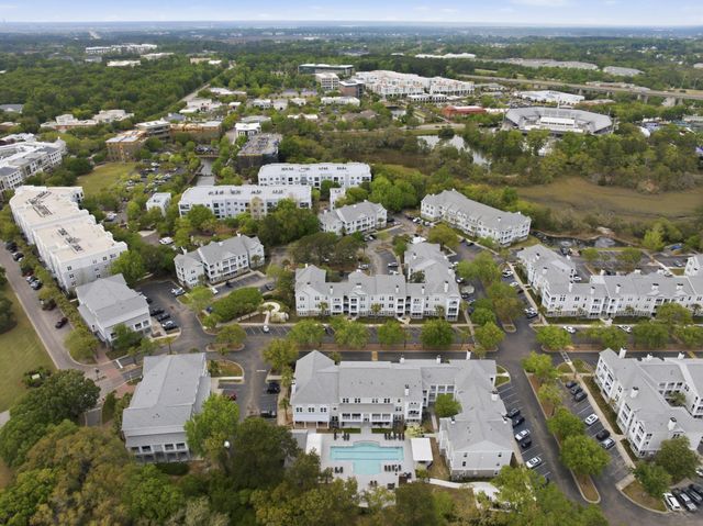 130 River Landing Drive 10302, Charleston, SC 29492