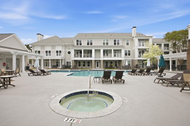 130 River Landing Drive 10302, Charleston, SC 29492
