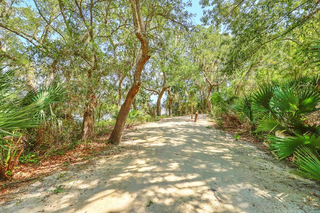 130 River Landing Drive 10302, Charleston, SC 29492