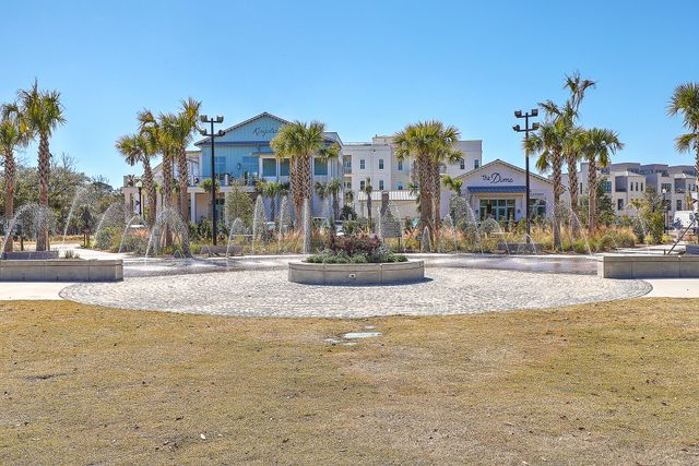 130 River Landing Drive 10302, Charleston, SC 29492