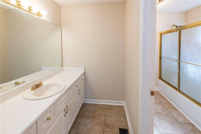 2165 Bakers Bridge Road, Douglasville, GA 30134