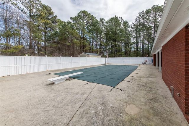 2165 Bakers Bridge Road, Douglasville, GA 30134