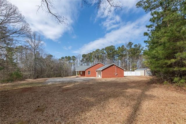 2165 Bakers Bridge Road, Douglasville, GA 30134