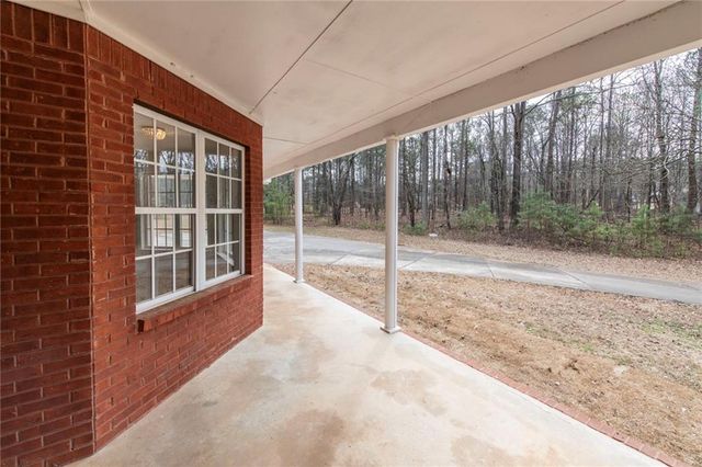 2165 Bakers Bridge Road, Douglasville, GA 30134