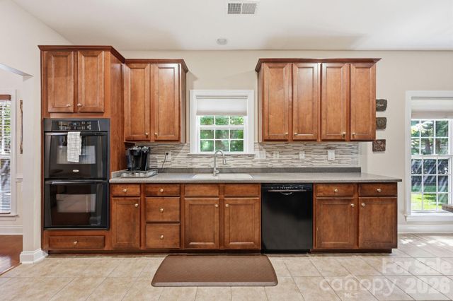 4405 Squirrel Trail Lane, Charlotte, NC 28269