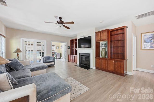 4405 Squirrel Trail Lane, Charlotte, NC 28269
