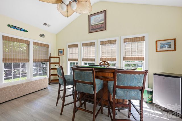 4405 Squirrel Trail Lane, Charlotte, NC 28269