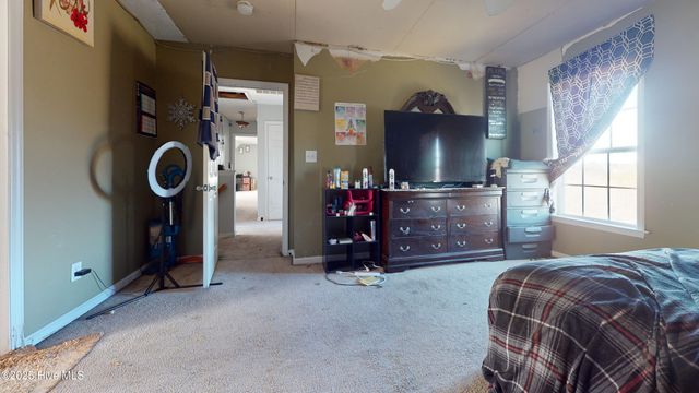 110 Newhan Lane, Jacksonville, NC 28546