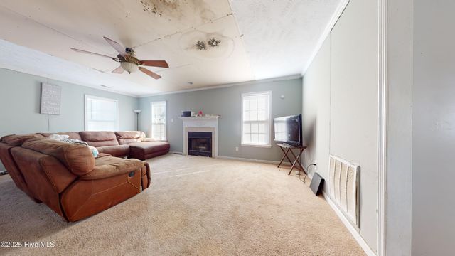 110 Newhan Lane, Jacksonville, NC 28546