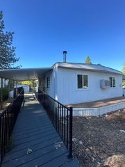 39678 Road 425b # 60, Oakhurst, CA 93644