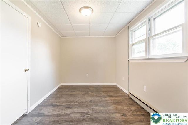 1240 Pembroke Road 2, Freemansburg Boro, PA 18017