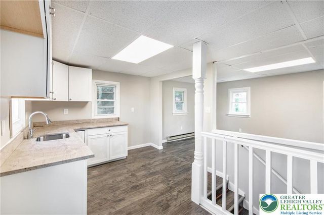 1240 Pembroke Road 2, Freemansburg Boro, PA 18017